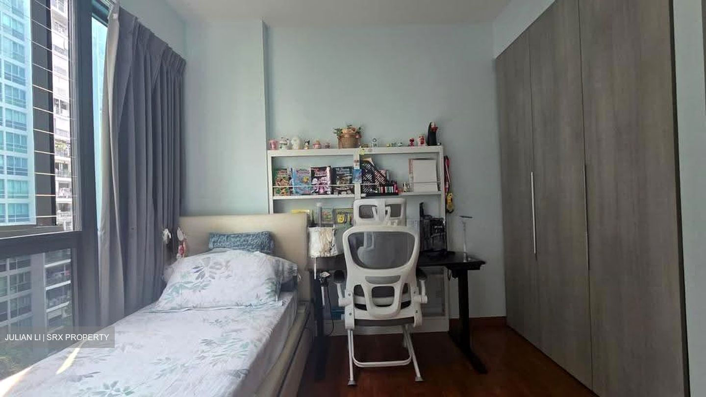Esparina Residences (D19), Condominium #628483041